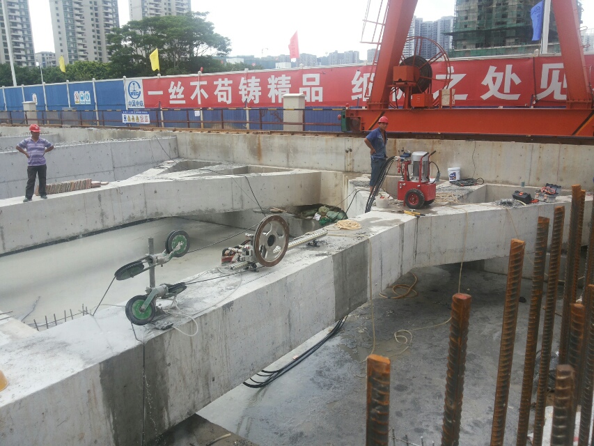 房建类的深基坑钢筋混凝土支撑梁拆除,分三步搞定